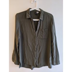H&M green shirts